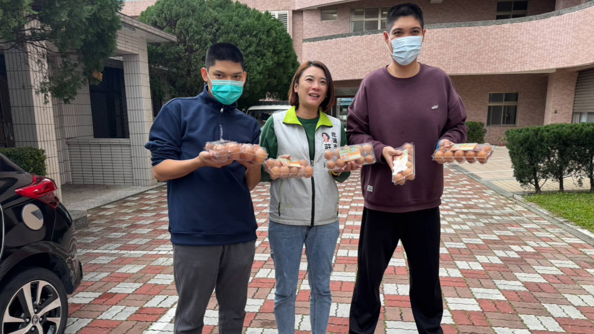 愛心人士捐贈雞蛋