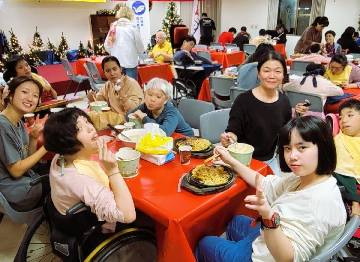 【牛排大餐 我們來啦】